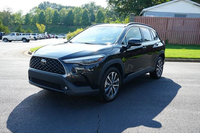 2025 Toyota Corolla Cross XLE