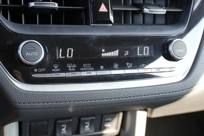 2025 Toyota Corolla Cross XLE