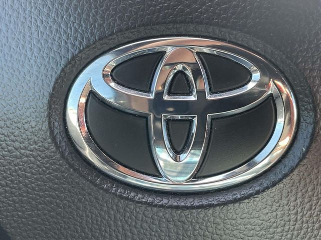 2024 Toyota Corolla Cross Hybrid SE