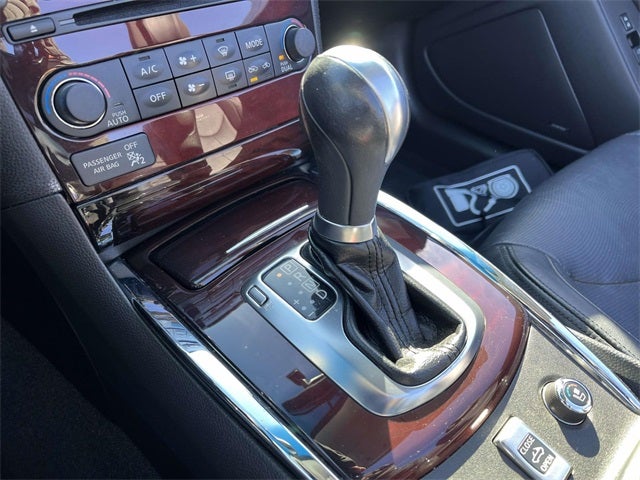 2011 INFINITI G37 Base