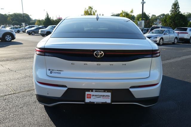 2024 Toyota Crown XLE