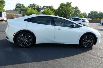 2024 Toyota Prius XLE