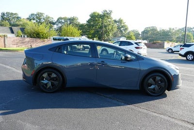 2026 Toyota Prius Plug-In Hybrid SE