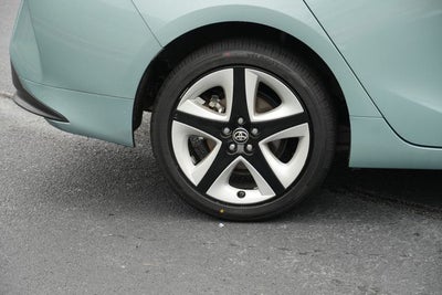 2016 Toyota Prius Four Touring