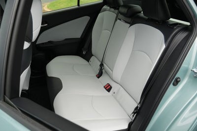 2016 Toyota Prius Four Touring