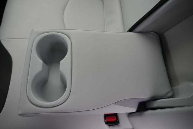 2016 Toyota Prius Four Touring