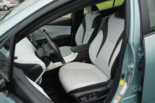 2016 Toyota Prius Four Touring
