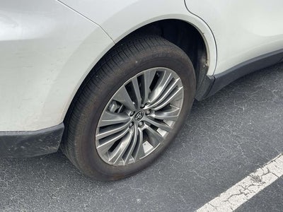 2024 Toyota Venza LE