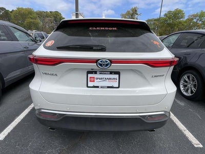 2024 Toyota Venza LE