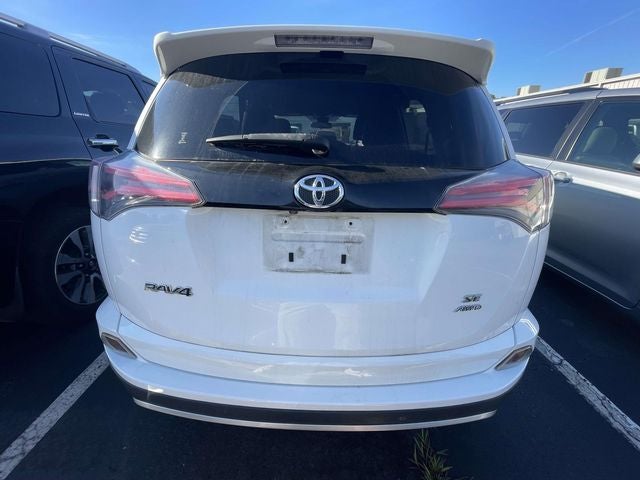 2016 Toyota RAV4 SE