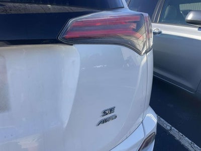 2016 Toyota RAV4 SE