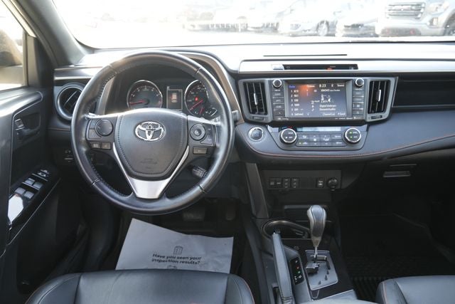 2016 Toyota RAV4 SE