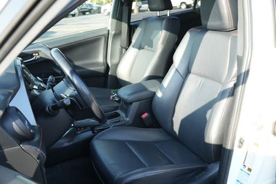 2016 Toyota RAV4 SE