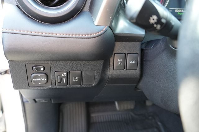 2016 Toyota RAV4 SE