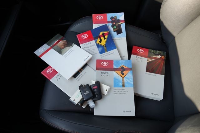 2016 Toyota RAV4 SE