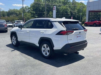 2020 Toyota RAV4 Hybrid LE