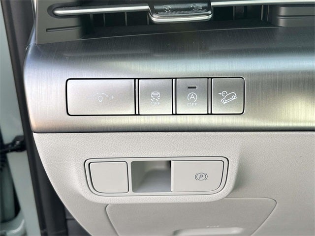 2025 Hyundai Kona SE