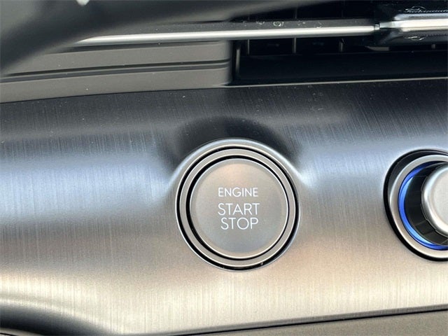 2025 Hyundai Kona SE