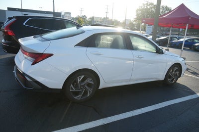 2025 Hyundai Elantra SEL Convenience