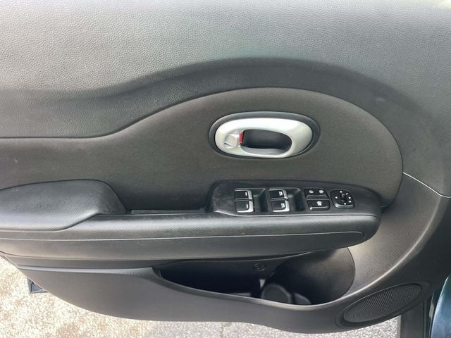 2017 Kia Soul Plus