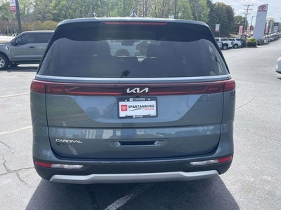 2024 Kia Carnival EX