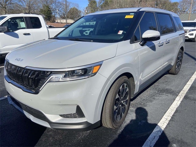 2024 Kia Carnival EX