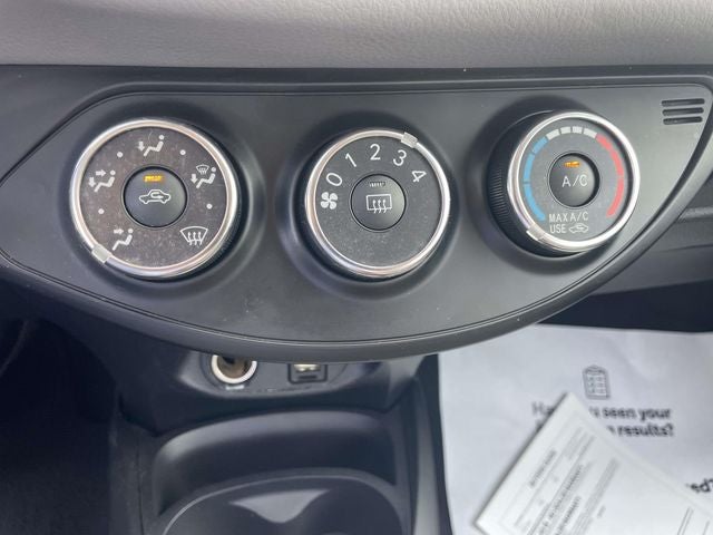 2017 Toyota Yaris L